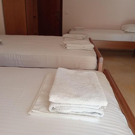 Dimitra Pentaliou Rooms Kamena Vourla Kamer foto