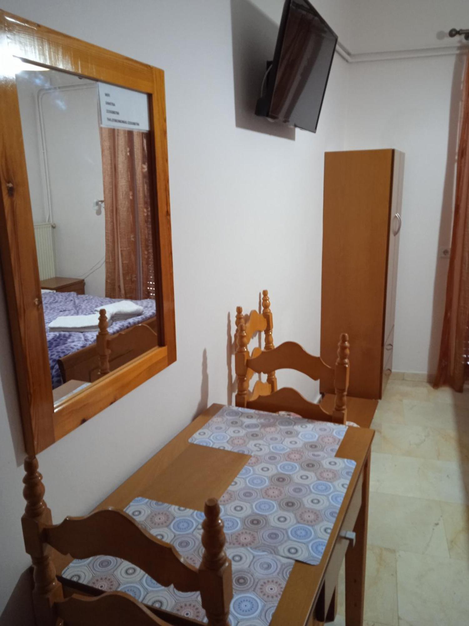 Dimitra Pentaliou Rooms Kamena Vourla Buitenkant foto