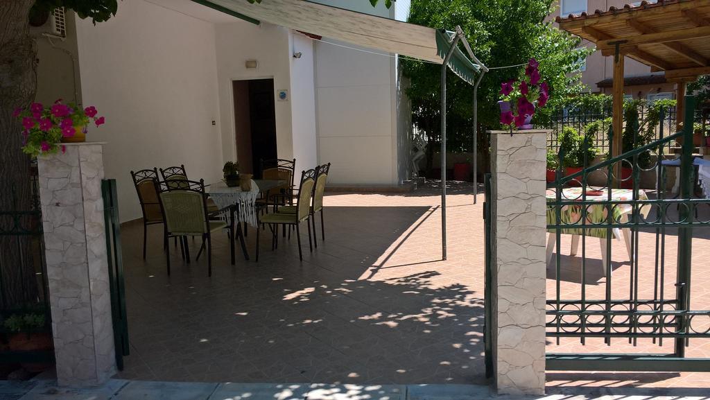 Dimitra Pentaliou Rooms Kamena Vourla Buitenkant foto